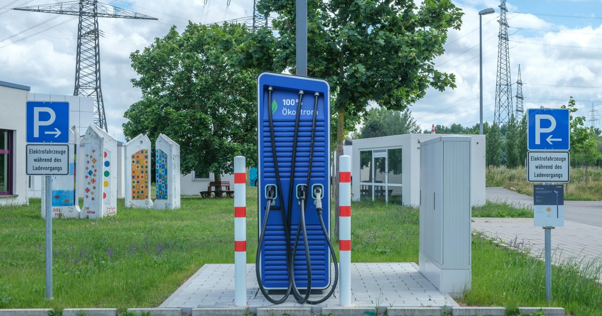 Mapa stacji ładowania w Polsce - gdzie naładujesz auto elektryczne?