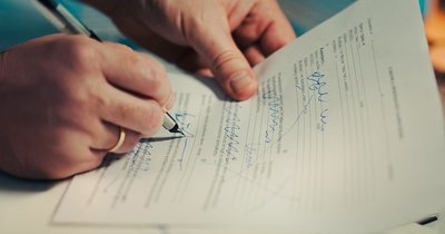 Formalności przy zakupie auta używanego - wszystko co musisz wiedzieć